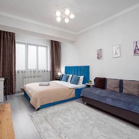 Appartments " Zhetysu-4" 알마티 외부 사진