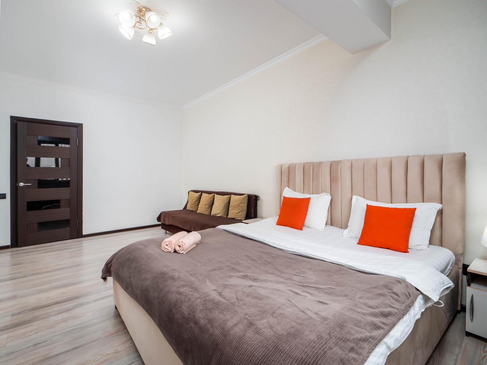 Appartments " Zhetysu-4" 알마티 외부 사진