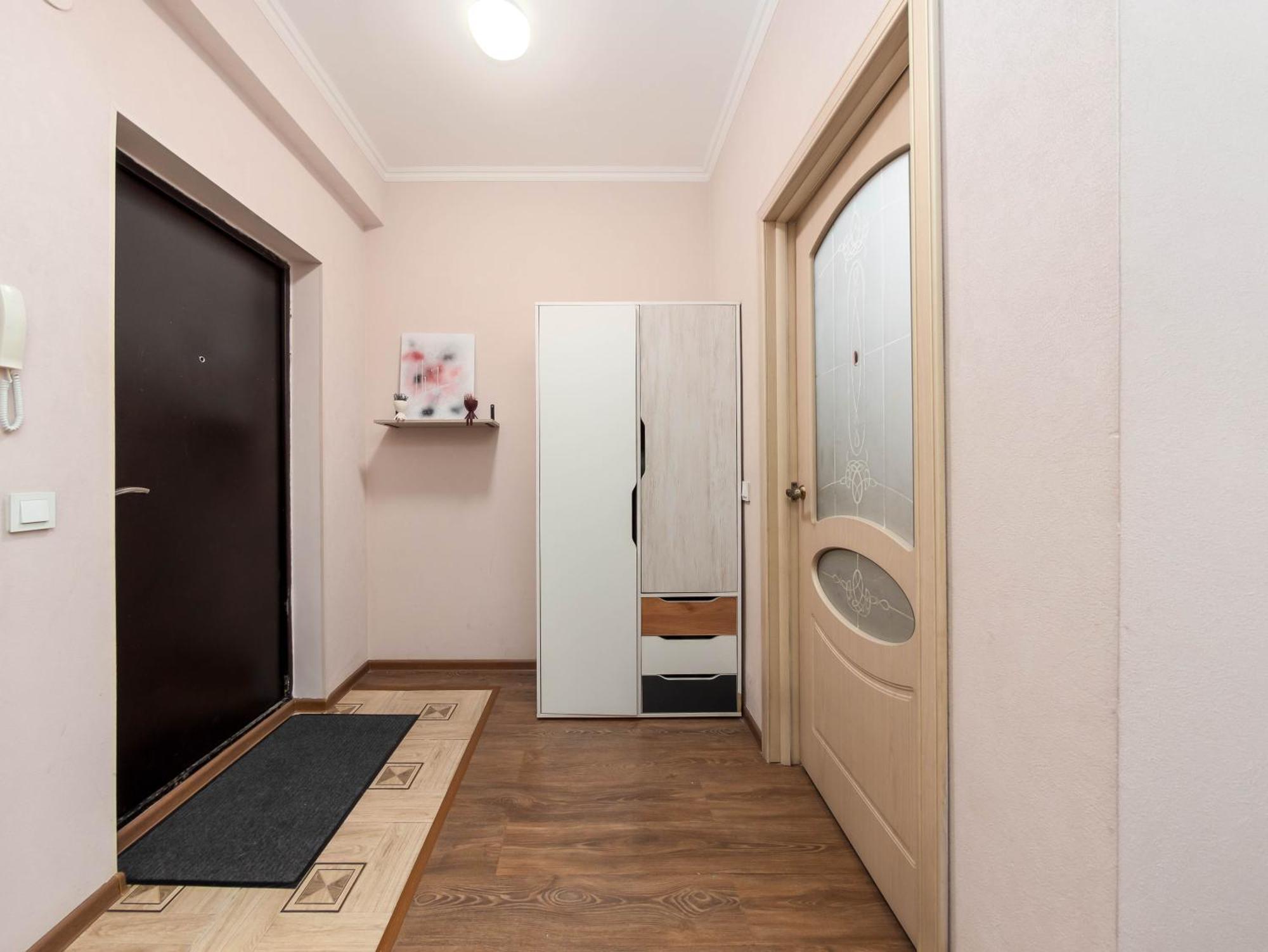 Appartments " Zhetysu-4" 알마티 외부 사진